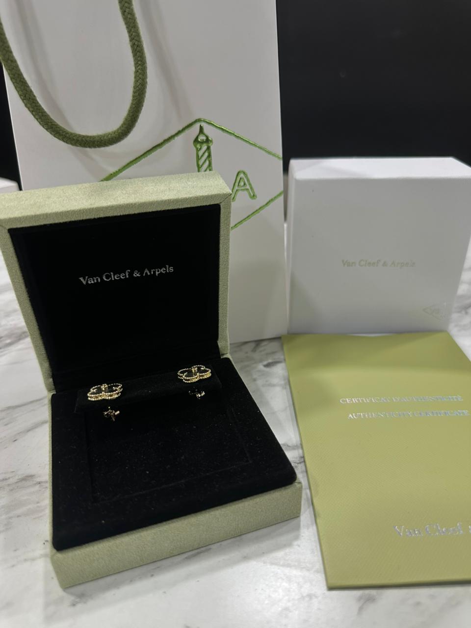 Aretes Van Cleef Nacar