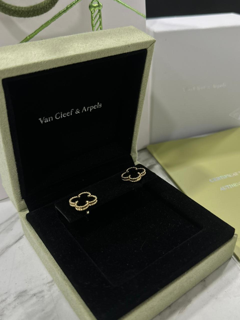 Aretes Van Cleef Negro/Dorado