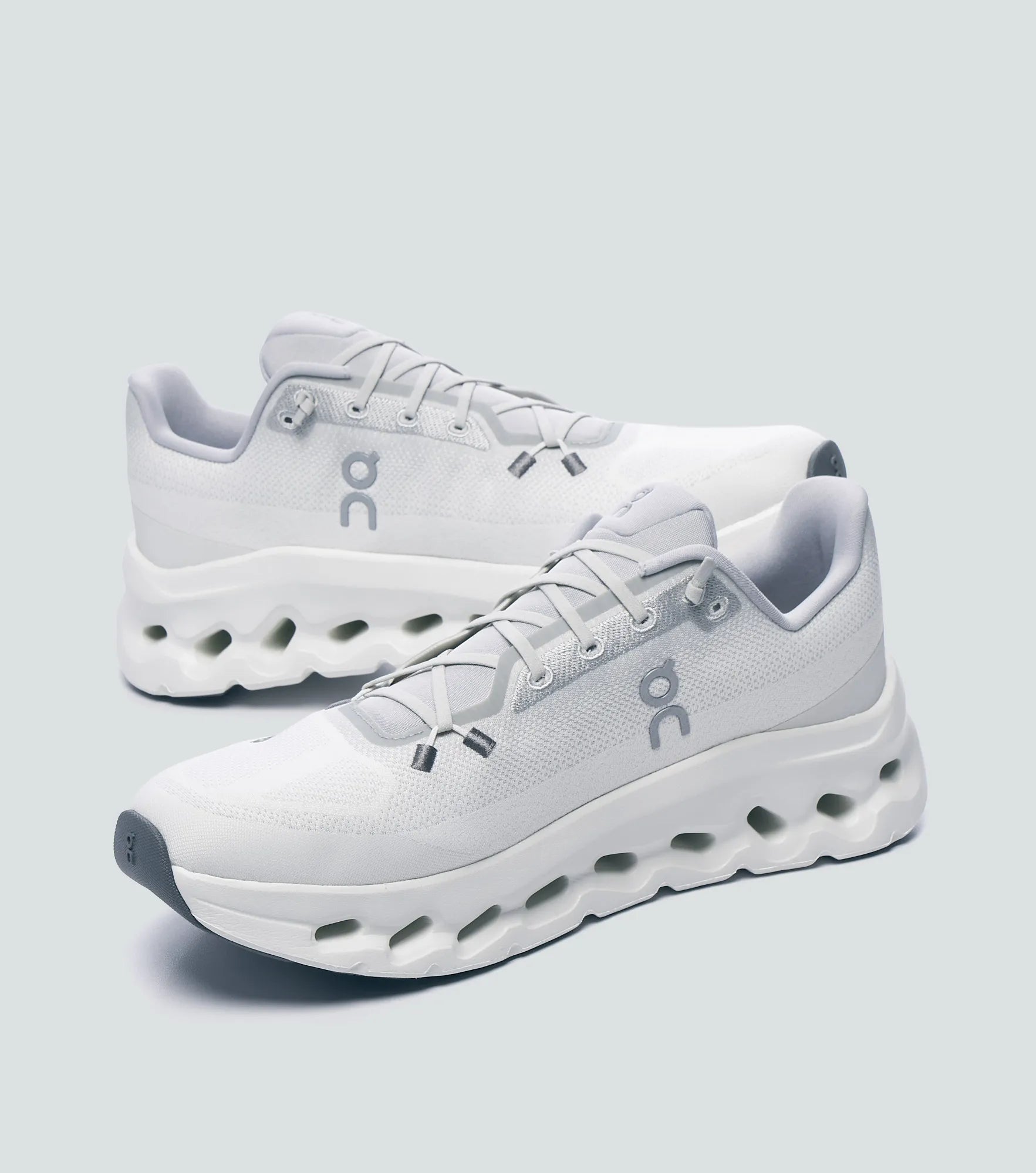 On Cloud Tilt White Grey